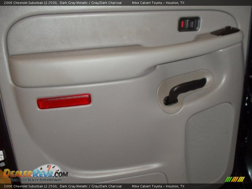 2006 Chevrolet Suburban LS 2500 Dark Gray Metallic / Gray/Dark Charcoal Photo #20