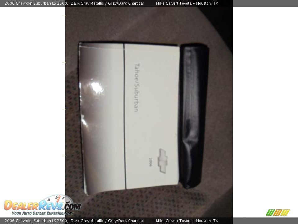 2006 Chevrolet Suburban LS 2500 Dark Gray Metallic / Gray/Dark Charcoal Photo #29