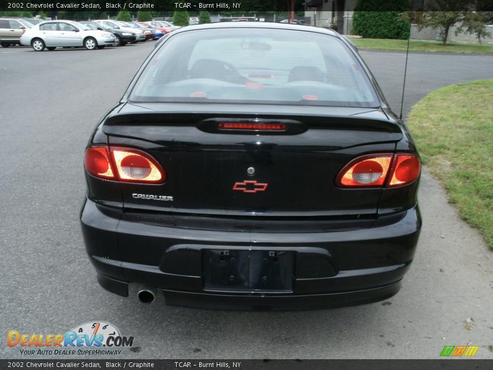 2002 Chevrolet Cavalier Sedan Black / Graphite Photo #5