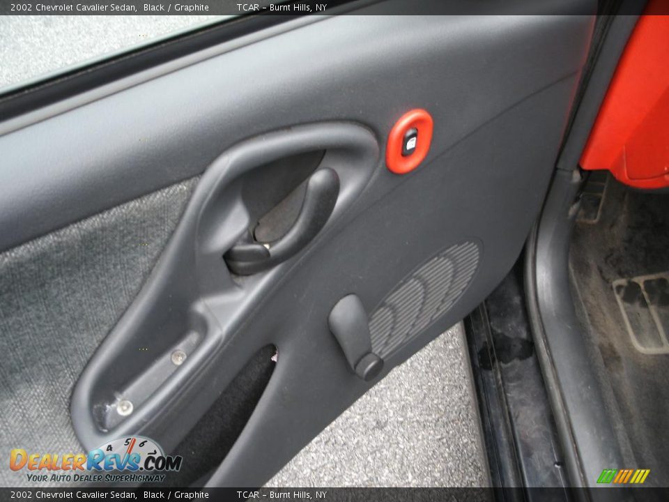 2002 Chevrolet Cavalier Sedan Black / Graphite Photo #6