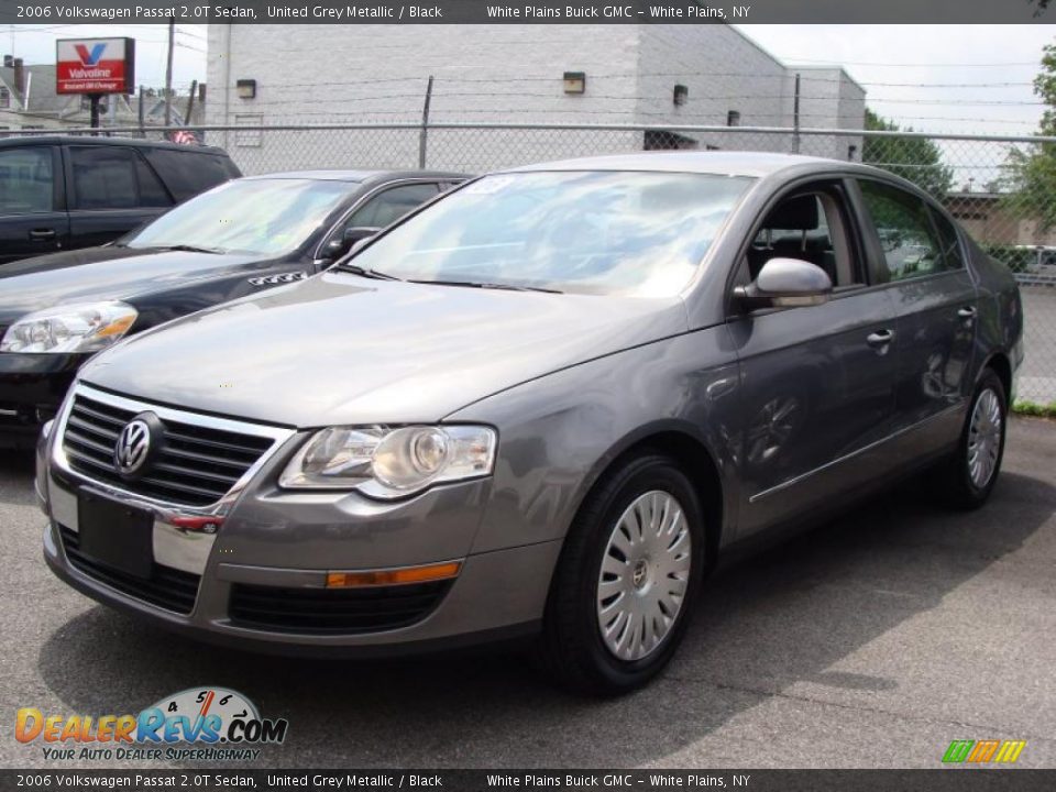 2006 Volkswagen Passat 2.0T Sedan United Grey Metallic / Black Photo #1