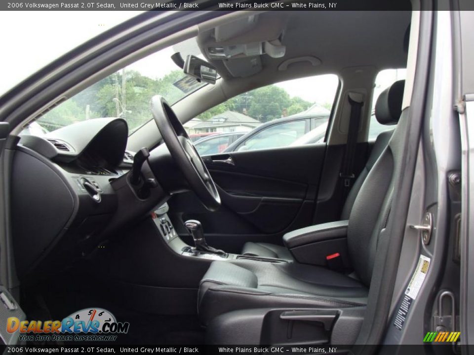 2006 Volkswagen Passat 2.0T Sedan United Grey Metallic / Black Photo #12