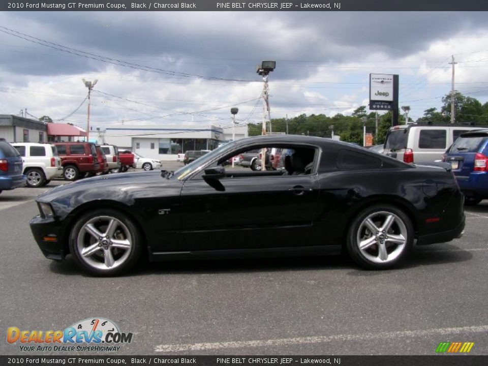 2010 Ford Mustang GT Premium Coupe Black / Charcoal Black Photo #4