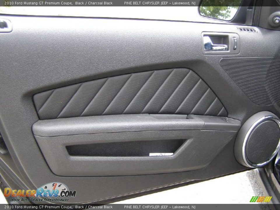 2010 Ford Mustang GT Premium Coupe Black / Charcoal Black Photo #8