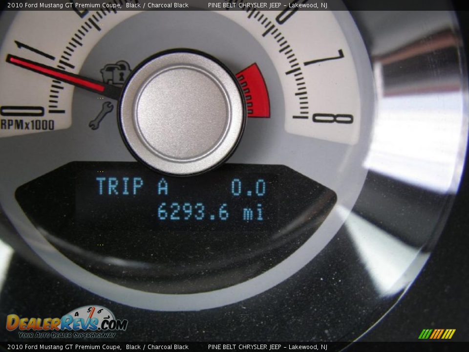 2010 Ford Mustang GT Premium Coupe Black / Charcoal Black Photo #15