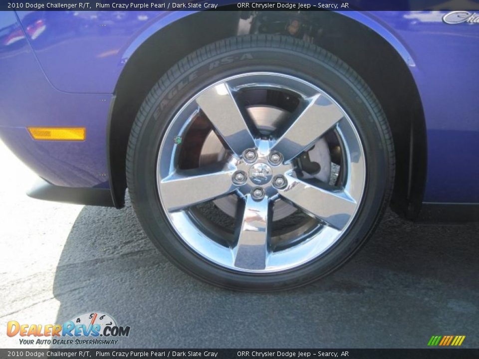 2010 Dodge Challenger R/T Plum Crazy Purple Pearl / Dark Slate Gray Photo #17
