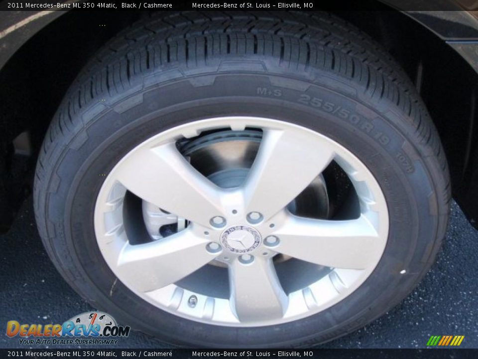 2011 Mercedes-Benz ML 350 4Matic Black / Cashmere Photo #4