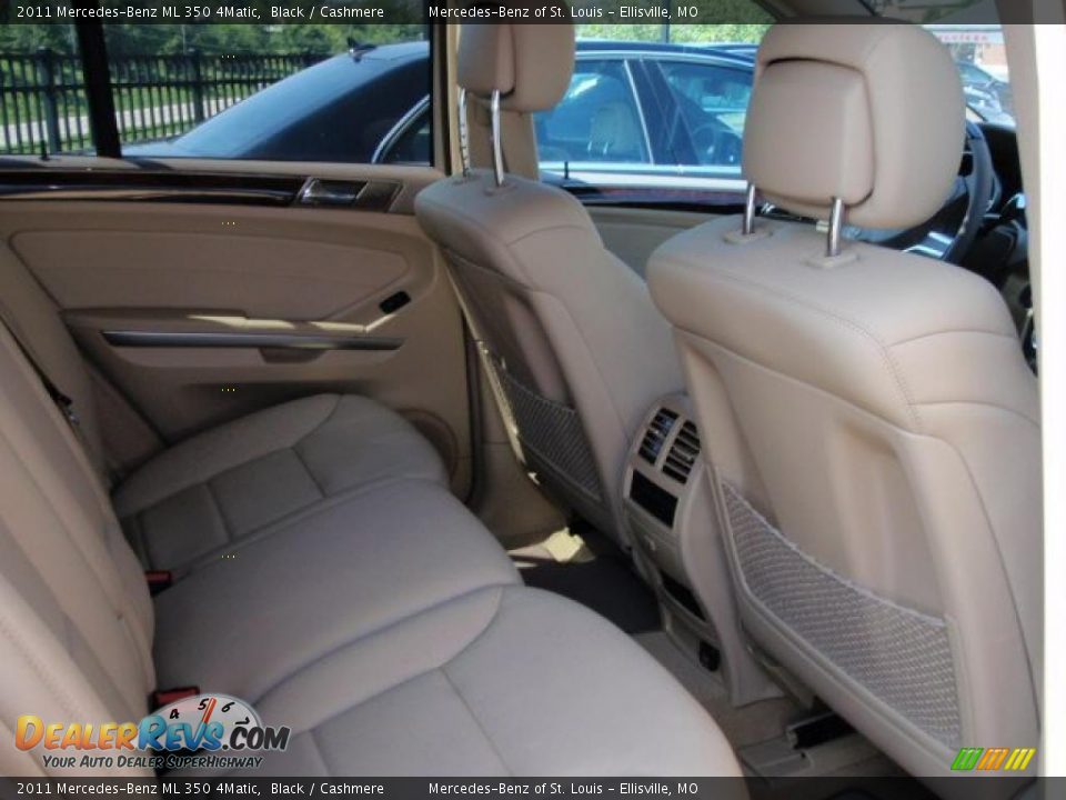 2011 Mercedes-Benz ML 350 4Matic Black / Cashmere Photo #6