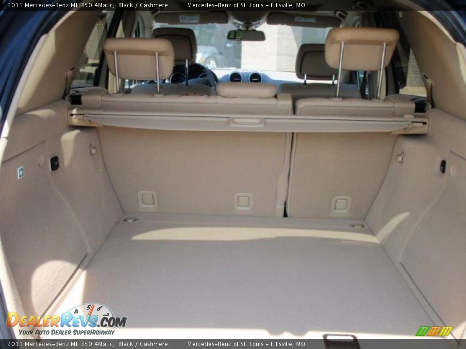 2011 Mercedes-Benz ML 350 4Matic Black / Cashmere Photo #7