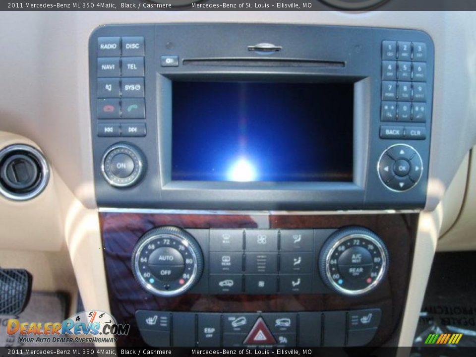 2011 Mercedes-Benz ML 350 4Matic Black / Cashmere Photo #10