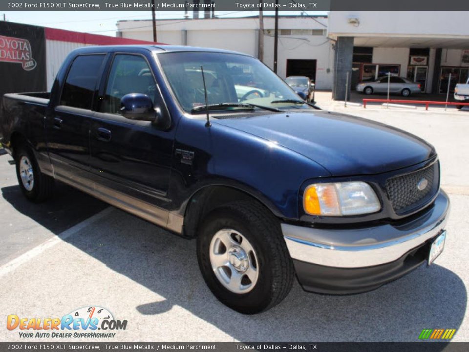 2002 Ford F150 XLT SuperCrew True Blue Metallic / Medium Parchment Photo #3
