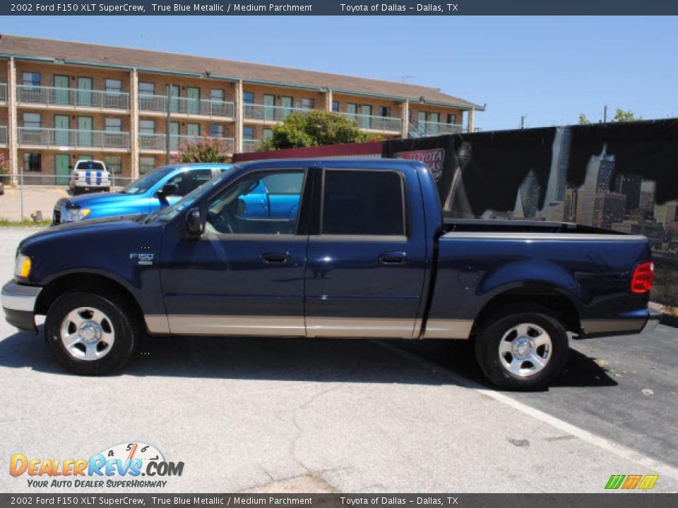 2002 Ford F150 XLT SuperCrew True Blue Metallic / Medium Parchment Photo #8