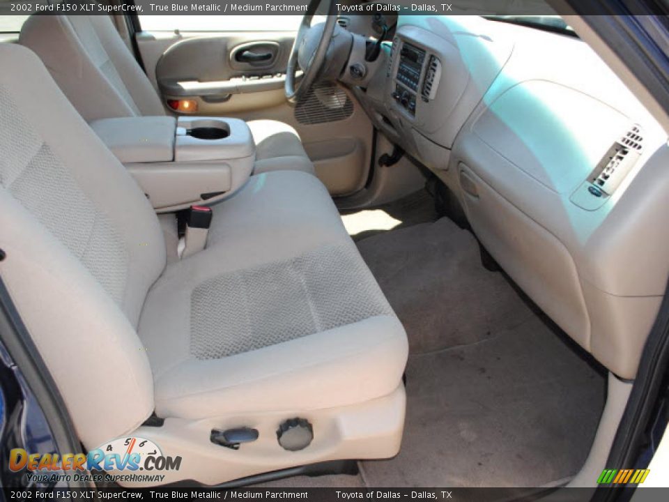 2002 Ford F150 XLT SuperCrew True Blue Metallic / Medium Parchment Photo #10