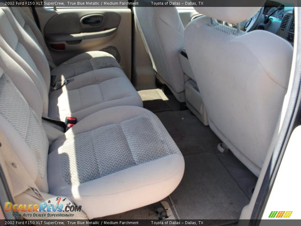 2002 Ford F150 XLT SuperCrew True Blue Metallic / Medium Parchment Photo #11