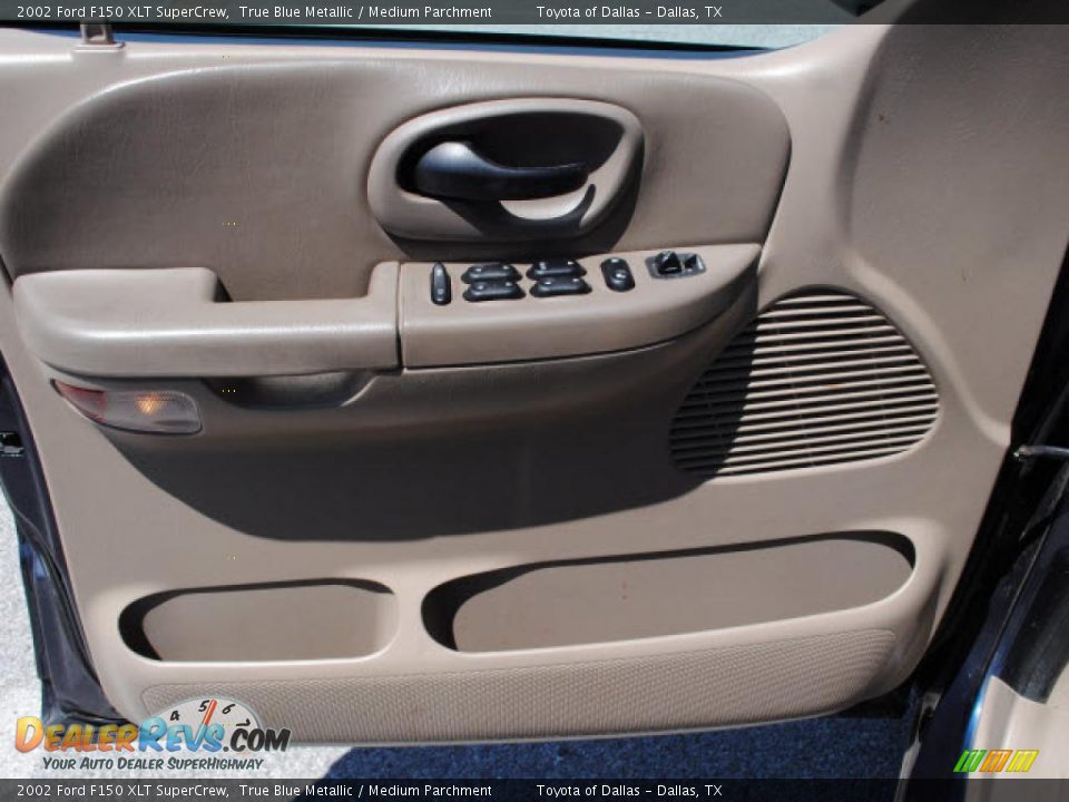 2002 Ford F150 XLT SuperCrew True Blue Metallic / Medium Parchment Photo #15