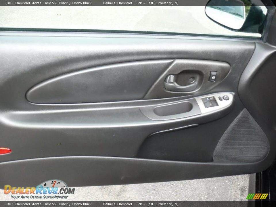 2007 Chevrolet Monte Carlo SS Black / Ebony Black Photo #6
