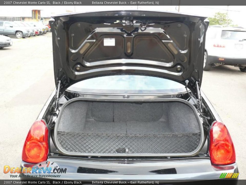 2007 Chevrolet Monte Carlo SS Black / Ebony Black Photo #13