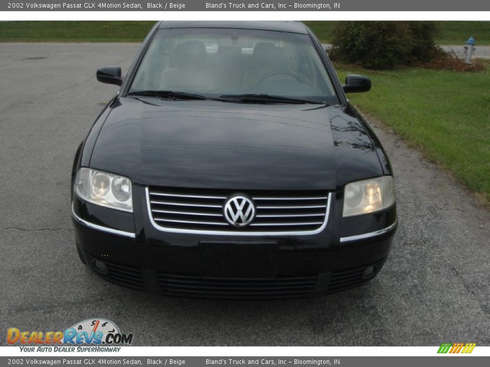 2002 Volkswagen Passat GLX 4Motion Sedan Black / Beige Photo #11