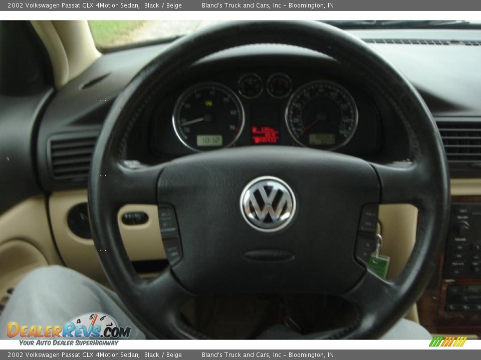 2002 Volkswagen Passat GLX 4Motion Sedan Black / Beige Photo #18
