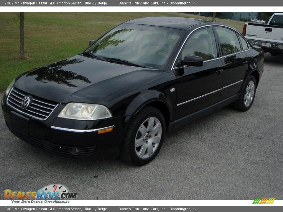 2002 Volkswagen Passat GLX 4Motion Sedan Black / Beige Photo #28