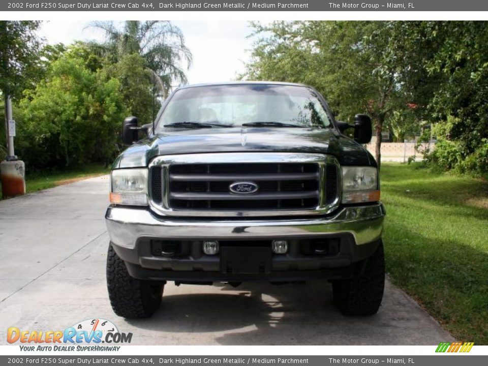 2002 Ford F250 Super Duty Lariat Crew Cab 4x4 Dark Highland Green Metallic / Medium Parchment Photo #16