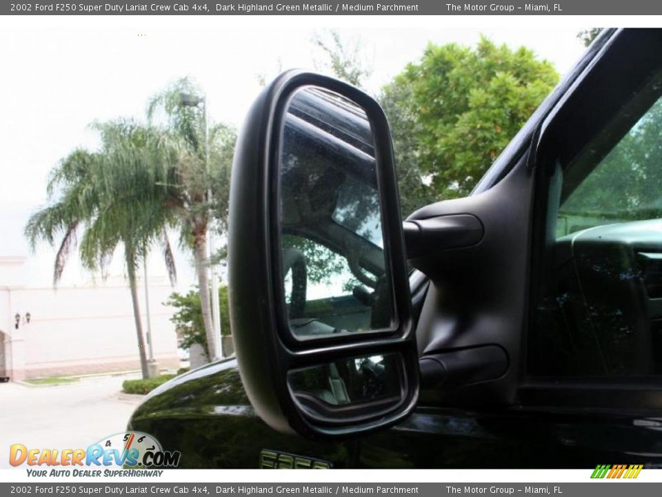 2002 Ford F250 Super Duty Lariat Crew Cab 4x4 Dark Highland Green Metallic / Medium Parchment Photo #23