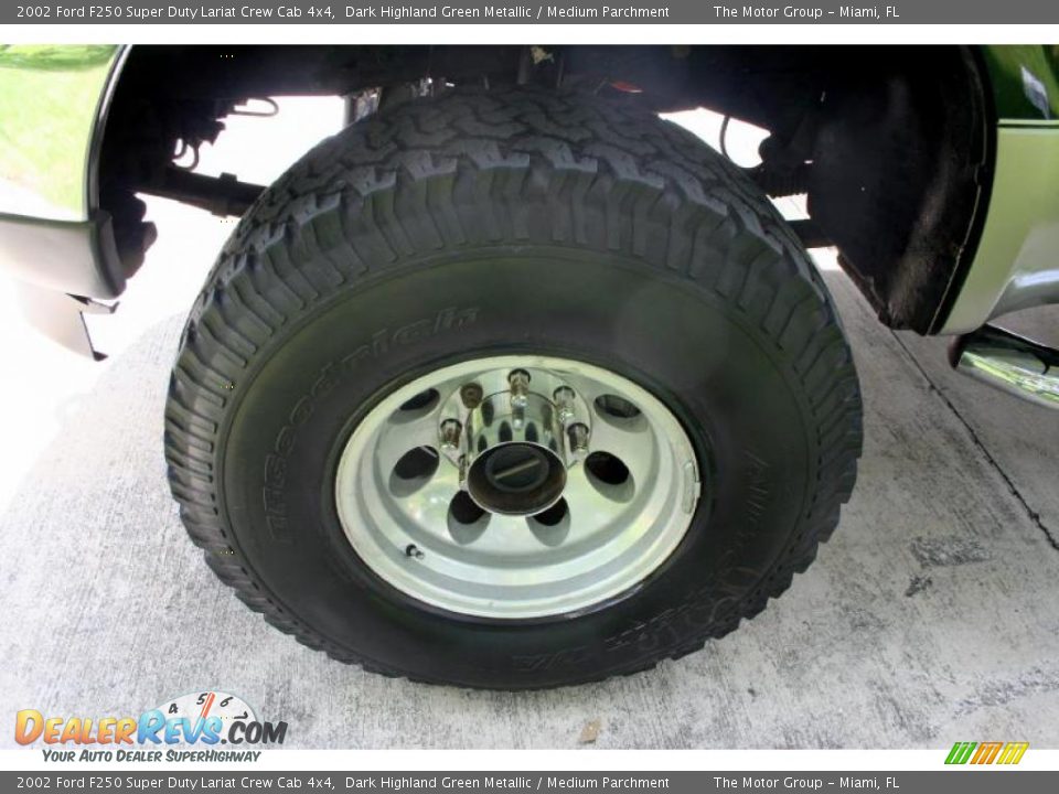 2002 Ford F250 Super Duty Lariat Crew Cab 4x4 Dark Highland Green Metallic / Medium Parchment Photo #27