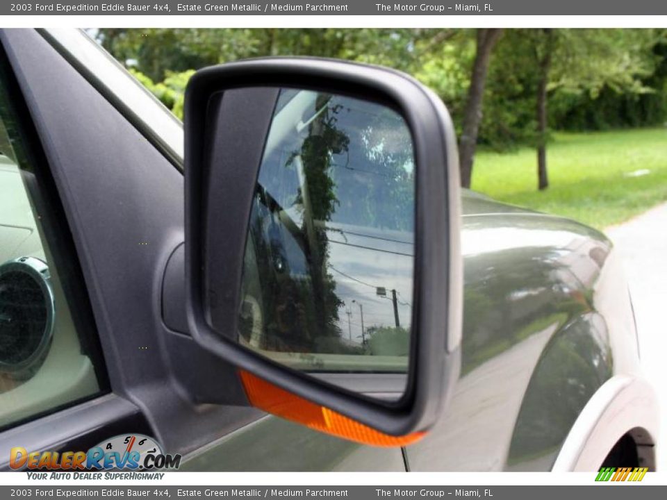 2003 Ford Expedition Eddie Bauer 4x4 Estate Green Metallic / Medium Parchment Photo #24