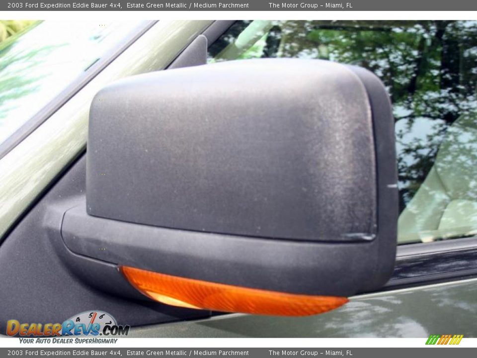 2003 Ford Expedition Eddie Bauer 4x4 Estate Green Metallic / Medium Parchment Photo #26