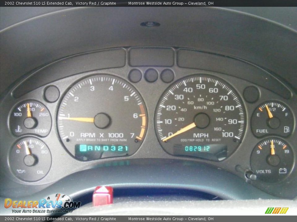 2002 Chevrolet S10 LS Extended Cab Victory Red / Graphite Photo #17