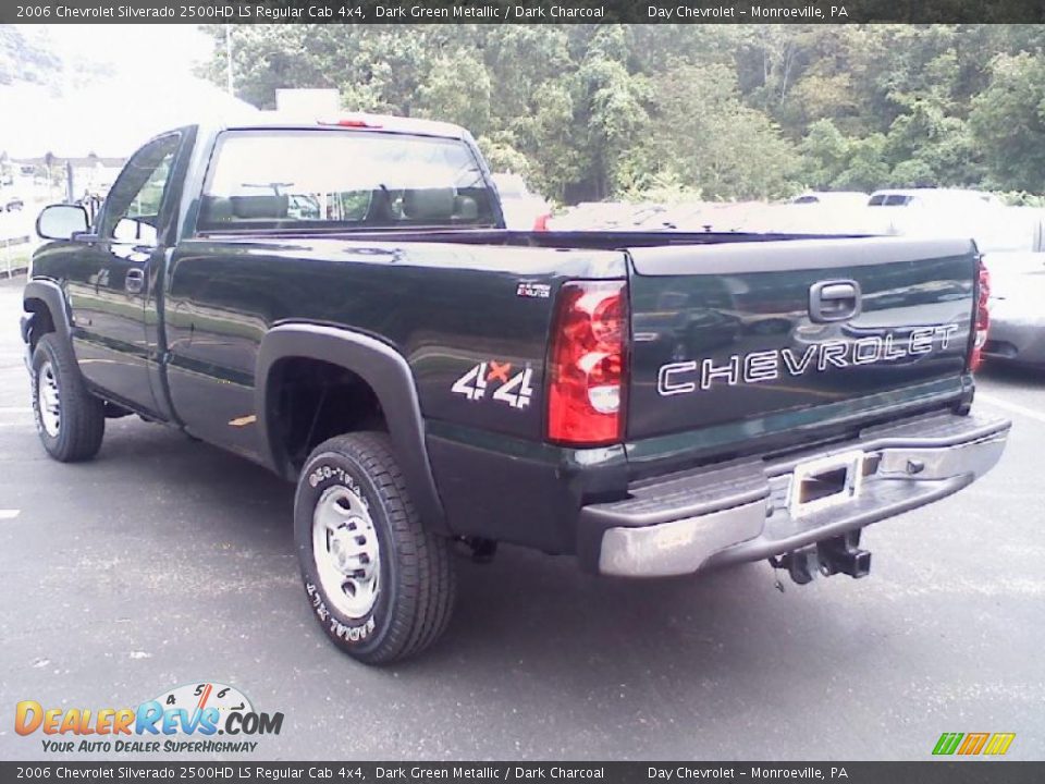 2006 Chevrolet Silverado 2500HD LS Regular Cab 4x4 Dark Green Metallic / Dark Charcoal Photo #4