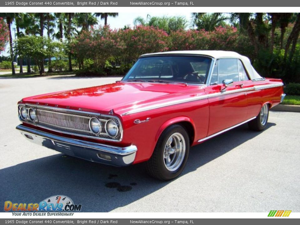 Front 3/4 View of 1965 Dodge Coronet 440 Convertible Photo #1