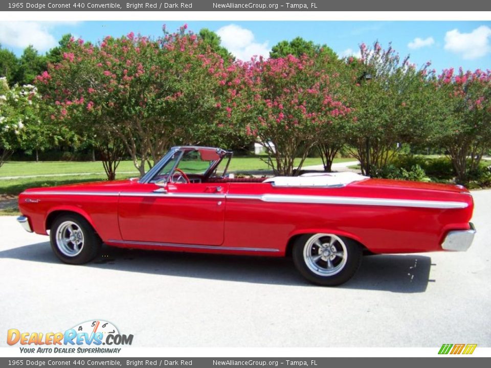 1965 Dodge Coronet 440 Convertible Bright Red / Dark Red Photo #20
