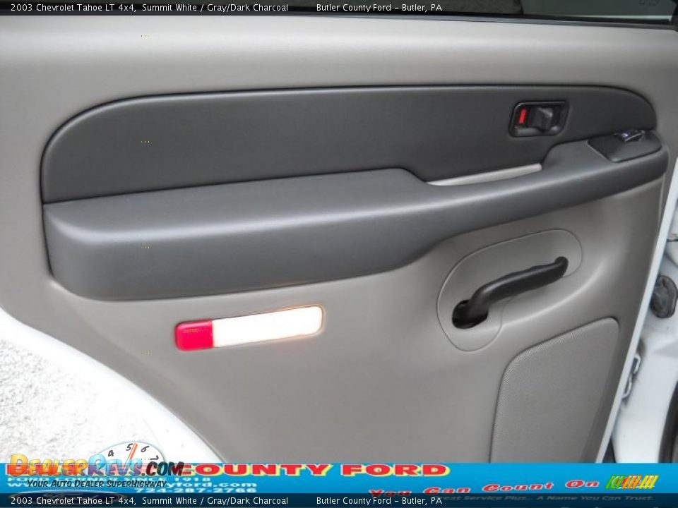2003 Chevrolet Tahoe LT 4x4 Summit White / Gray/Dark Charcoal Photo #9
