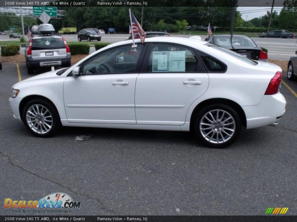 2008 Volvo S40 T5 AWD Ice White / Quartz Photo #6