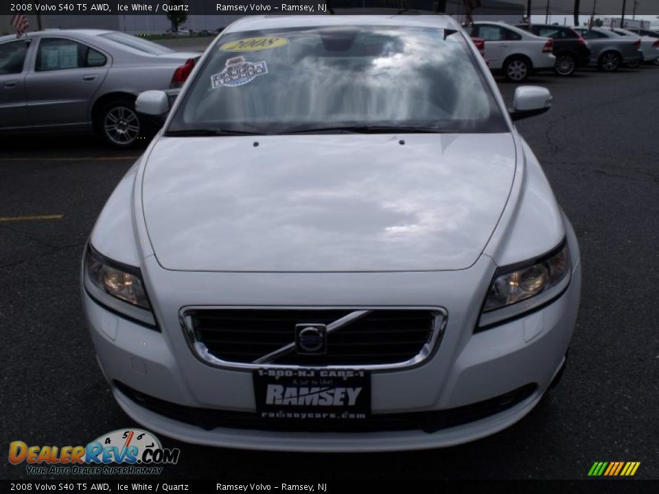 2008 Volvo S40 T5 AWD Ice White / Quartz Photo #8