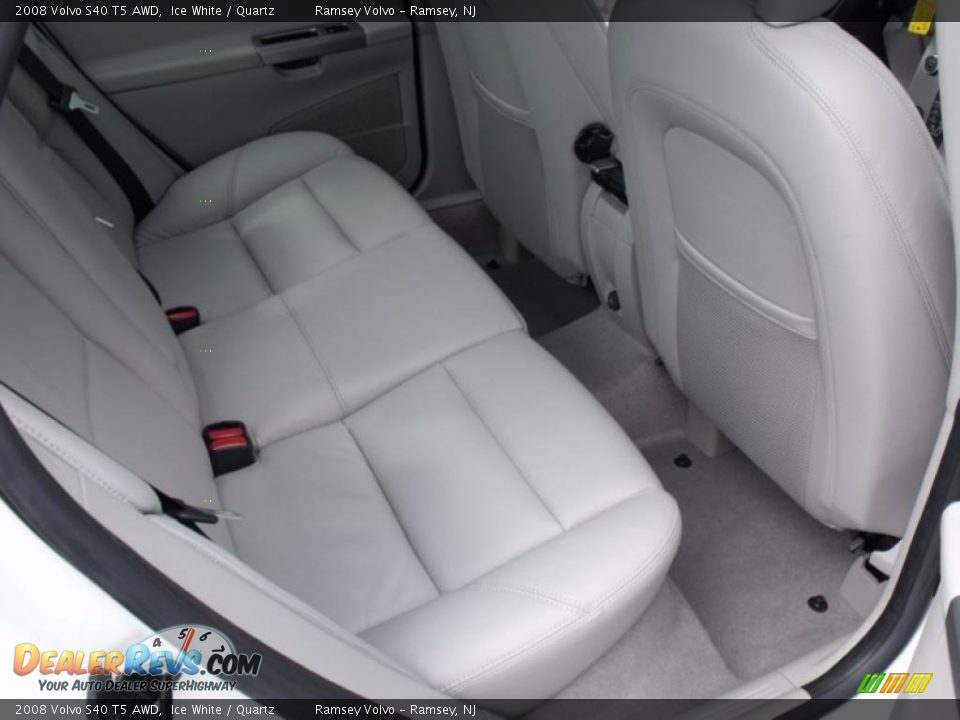 2008 Volvo S40 T5 AWD Ice White / Quartz Photo #12