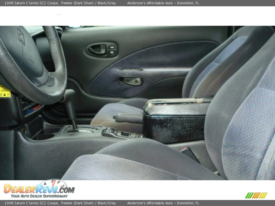 1998 Saturn S Series SC2 Coupe Pewter (Dark Silver) / Black/Gray Photo #12