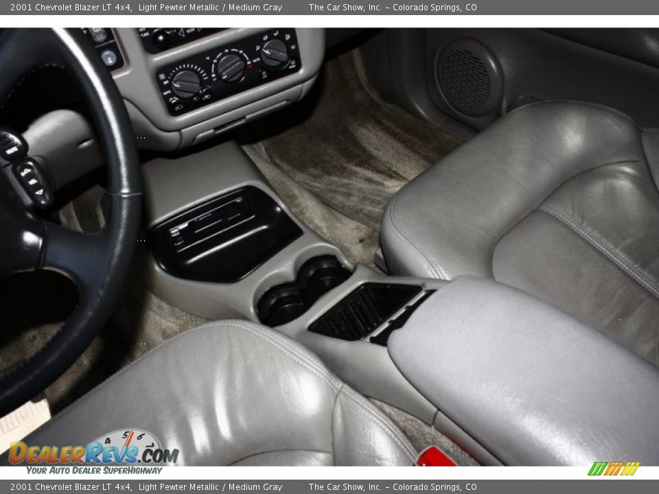 2001 Chevrolet Blazer LT 4x4 Light Pewter Metallic / Medium Gray Photo #12