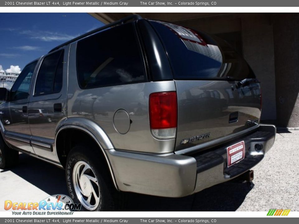 2001 Chevrolet Blazer LT 4x4 Light Pewter Metallic / Medium Gray Photo #21