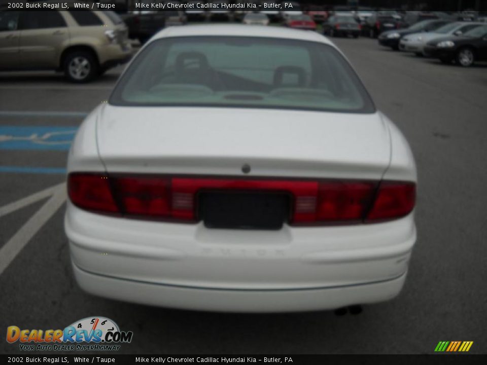 2002 Buick Regal LS White / Taupe Photo #4