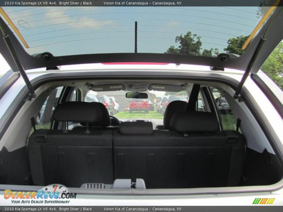 2010 Kia Sportage LX V6 4x4 Bright Silver / Black Photo #11