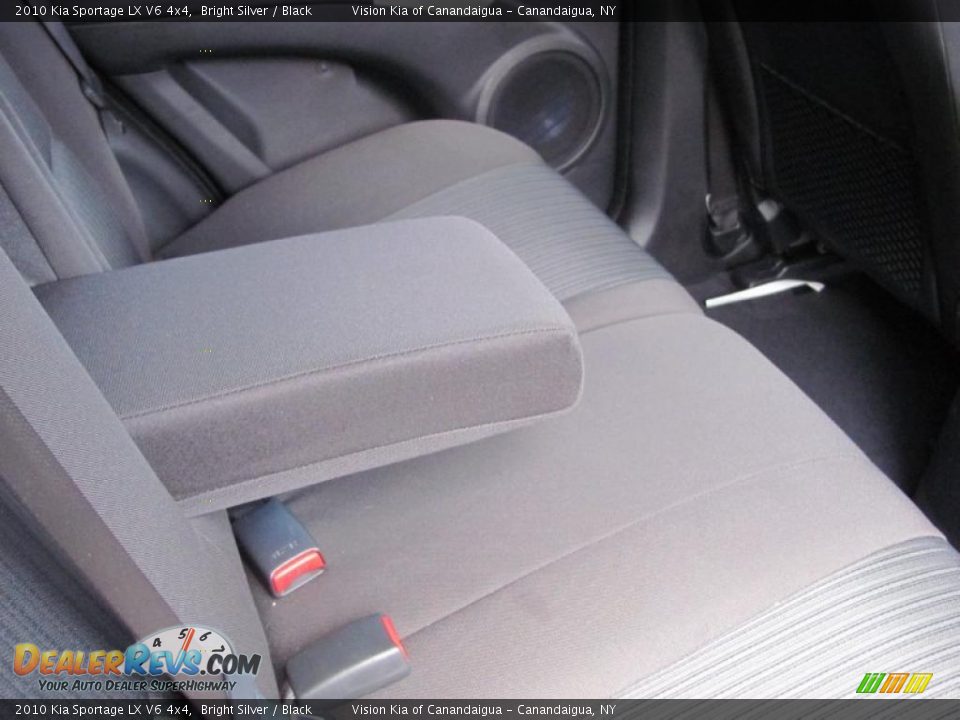 2010 Kia Sportage LX V6 4x4 Bright Silver / Black Photo #26