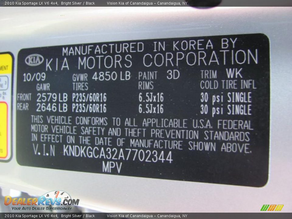 2010 Kia Sportage LX V6 4x4 Bright Silver / Black Photo #30