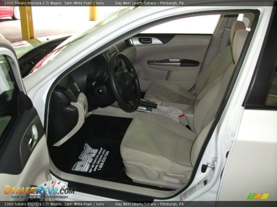 2009 Subaru Impreza 2.5i Wagon Satin White Pearl / Ivory Photo #13