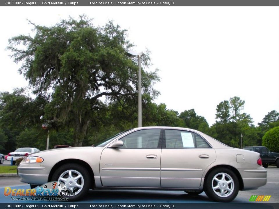 2000 Buick Regal LS Gold Metallic / Taupe Photo #2