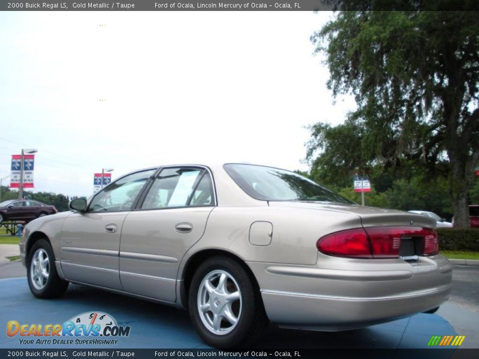 2000 Buick Regal LS Gold Metallic / Taupe Photo #3