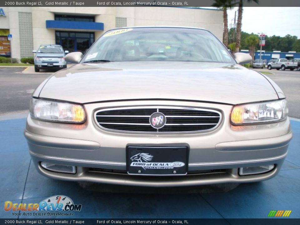 2000 Buick Regal LS Gold Metallic / Taupe Photo #8