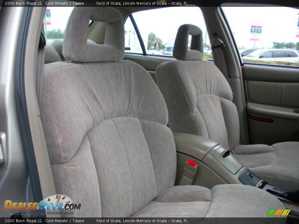 2000 Buick Regal LS Gold Metallic / Taupe Photo #17