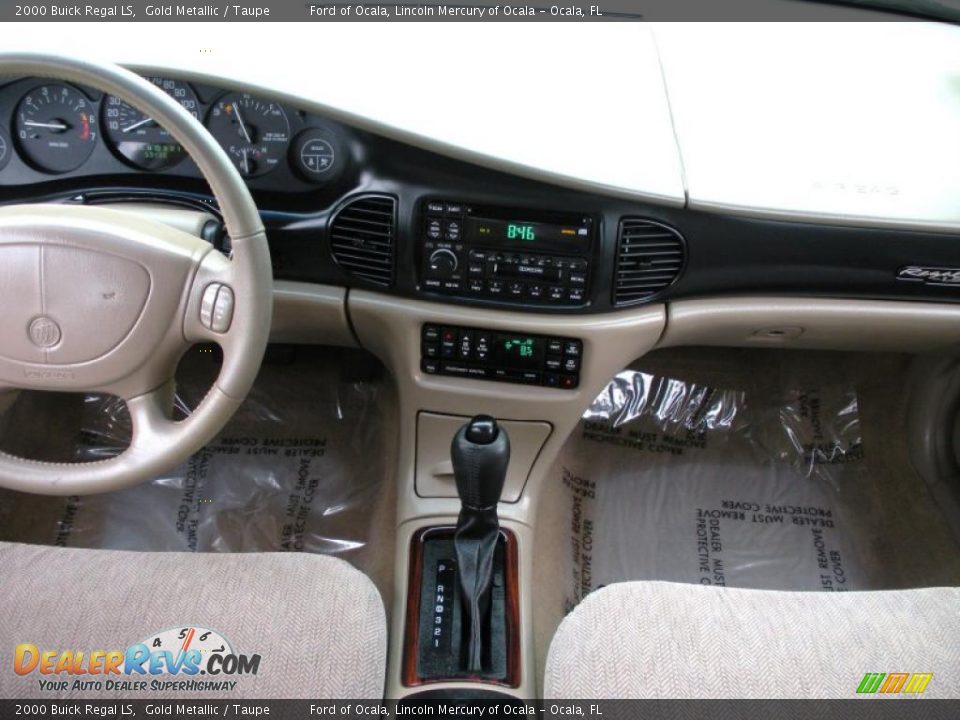 2000 Buick Regal LS Gold Metallic / Taupe Photo #18